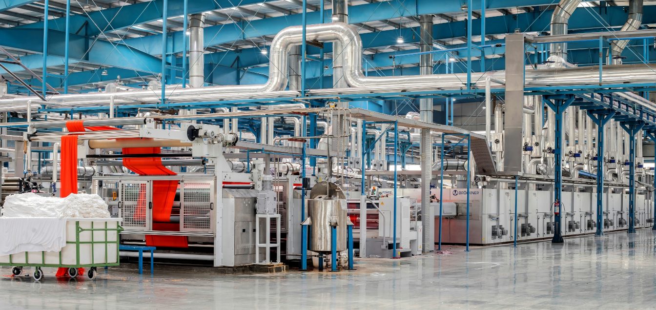 Manufacturing production line monitored for downtime